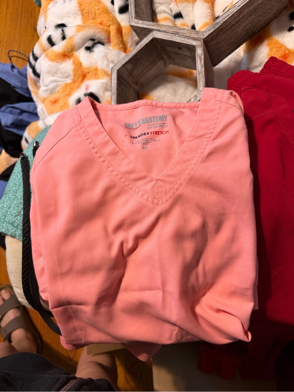 Grey's Anatomy Spandex Stretch Women’s Coral Pink V-Neck Scrub Top and Joggers